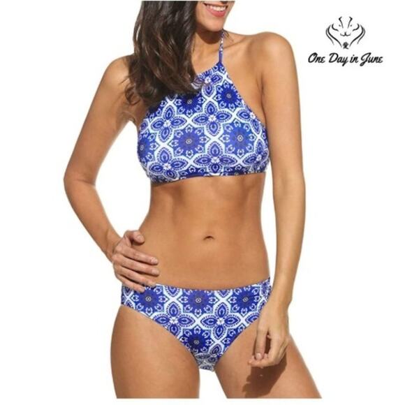 Ekouaer Other - Ekouaer High Neck Halter Bikini Size S